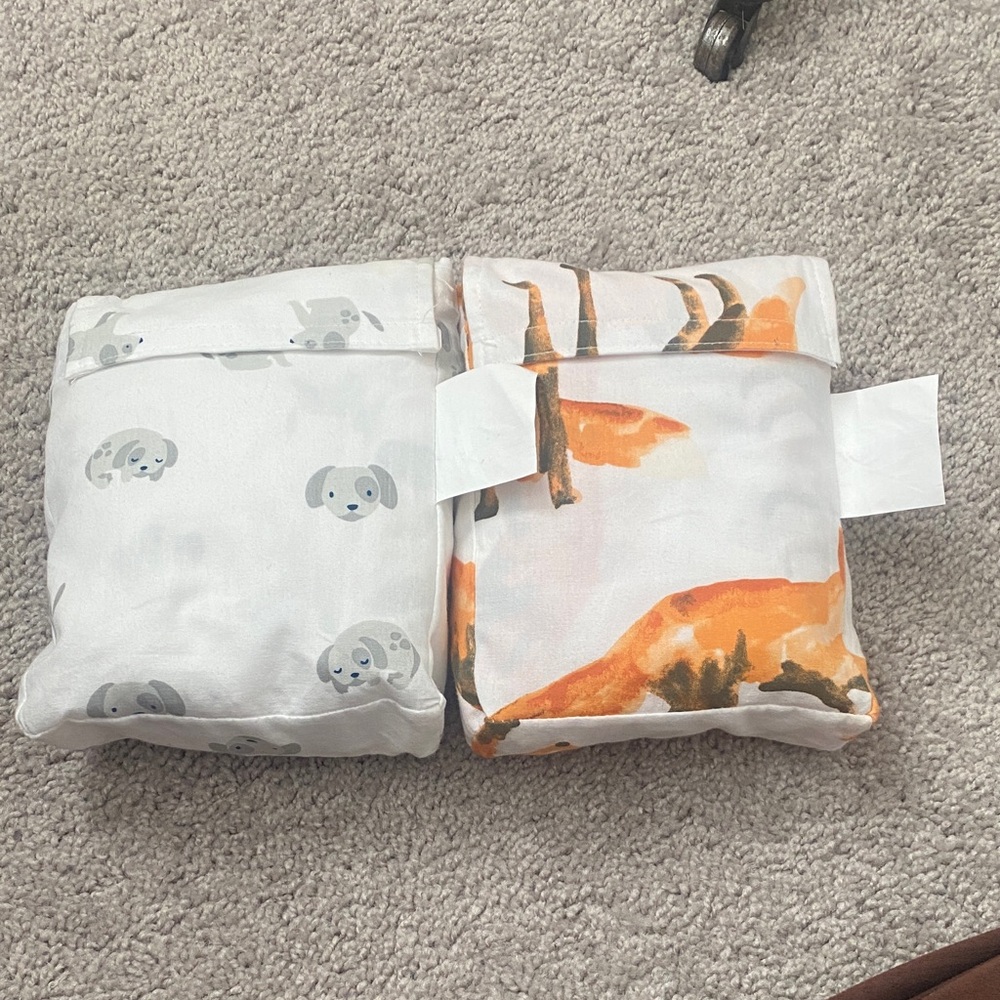 Cloud Island crib sheets - Dog Print and Orange foxes